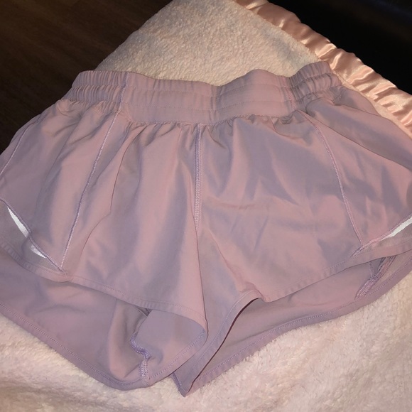 lululemon athletica Pants - Lululemon Hotty Hot Shorts